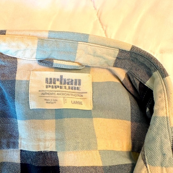 Urban Pipeline Western long-sleeved Shirt with roll/up tabs- Large - Picture 4 of 6